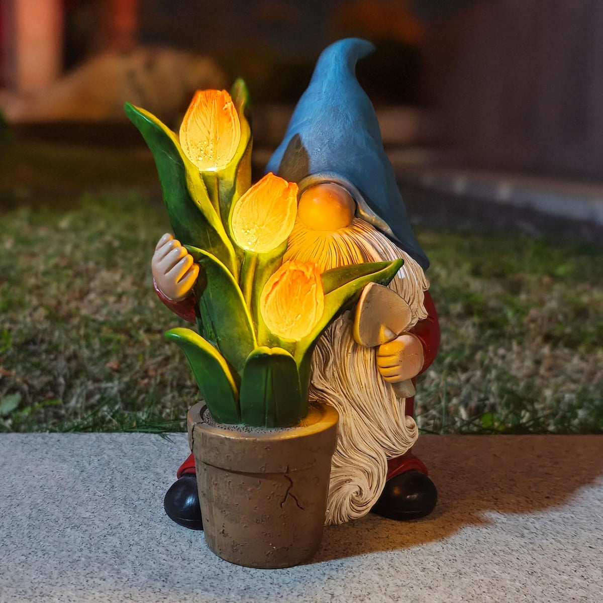 COWOS Garden Gnome Statue, Sculpture of a Dwarf Holding a Shovel and a Flower Pot, Solar Gnome Statues Outdoor Decor, Outside Lawn Patio Yard Ornament Gifts