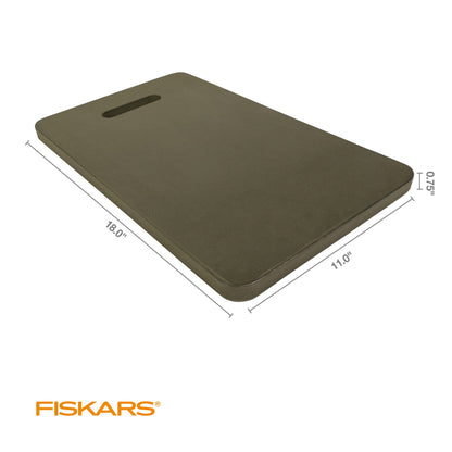 Fiskars 11" x 18" Garden Kneeling Pad, Foam Knee Cushion with Handle, Green