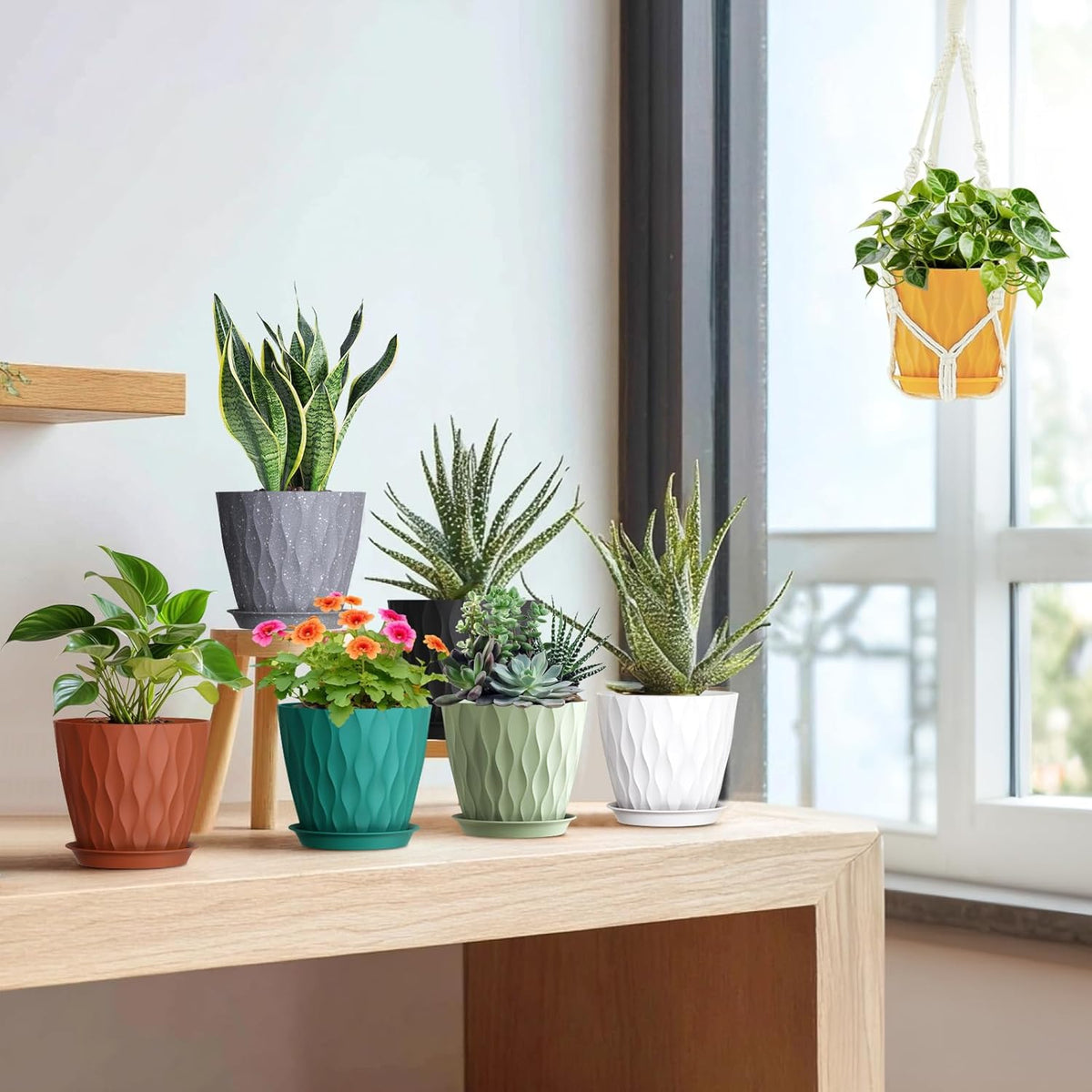 7 inch Plant Pots for Indoor Outdoor Plants, 5 Pack Thick Flower Pots with Drainage Holes and Saucers, 3D Modern Wave Texture Plastic Planter Pots for Nursery and House Plants, Blue Green