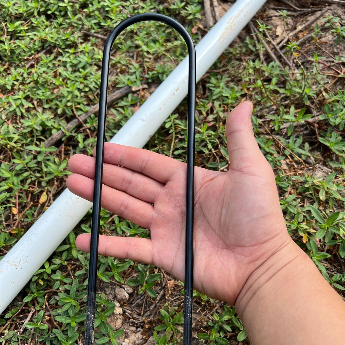 Heavy Duty Trampoline Anchors High Wind U-Shaped Sharp Ends Ground Anchor Galvanized Steel 11.8inch Safety Stakes for Soccer, Tents and Garden Decorations (Black 8pcs)